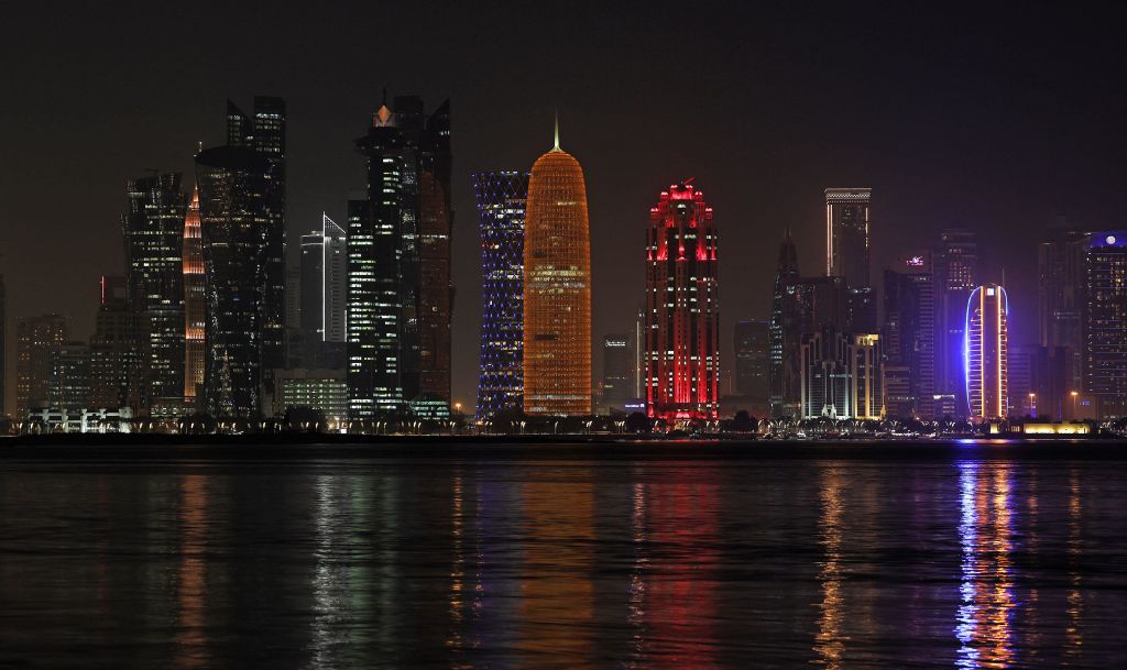 كورنيش الدوحة أحد أبرز المعالم السياحية في قطر (Getty) ون ون winwin