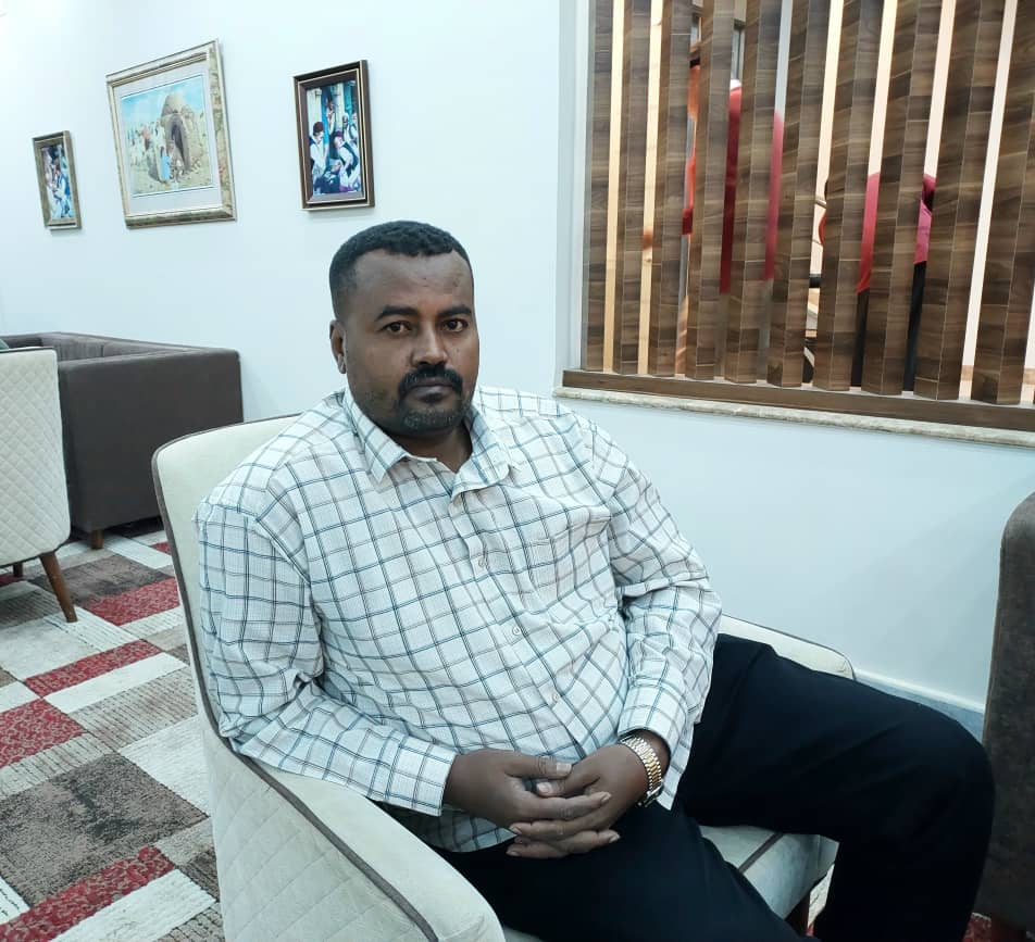 معتز محمد لطيف الشاعر نائب رئيس الاتحاد السوداني لكرة القدم