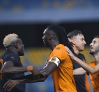 يوسفا دايو يتعرض للعنصرية في مباراة فريقه نهضة بركان ضد اتحاد طنجة