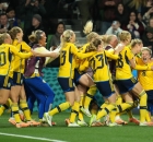 فرحة لاعبات السويد بالفوز على الولايات المتحدة في مونديال السيدات (Getty) ون ون winwin