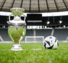 كرة ومُجسم كأس يورو 2024 ون ون winwin