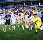 فرحة لاعبي المنتخب العراقي بالتأهل إلى نصف نهائي كأس آسيا تحت 23 عامًا (the-afc.com) ون ون winwin