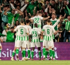 من مباراة ريال بيتيس وإشبيلية، ضمن منافسات الدوري الإسباني (X / RealBetis)