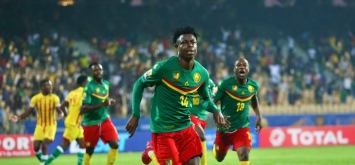 سحر وشعوذة في مباراة الكاميرون وزيمبابوي (twitter)