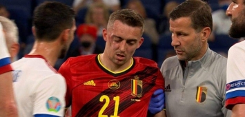 إصابة قوية للاعب بلجيكا تيموثي كاستاني خلال مباراة روسيا في يورو 2020 (Getty)