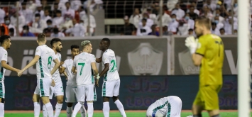 الأهلي السعودي يدخل لقاء الهلال بمعنويات جيدة بعد الفوز على الطائي بهدفين مقابل هدف وحيد (Twitter/ Al Ahli)