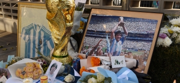 الذكرى الأولى لرحيل أسطورة كرة القدم دييغو مارادونا winwin ون ون