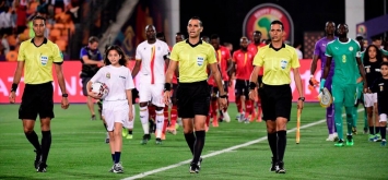 حكم الساحة الجزائري مصطفى غربال أوغندا السنغال كأس الأمم الإفريقية مصر 2019 ون ون winwin