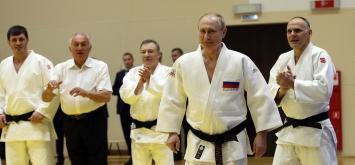 الرئيس الروسي فلاديمير بوتين لاعب جودو متمرس ويبرز غالباً الجانب الرياضي من شخصيته