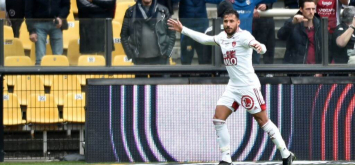 الجزائري يوسف بلايلي Youcef Belaïli بريست ميتز دوري الدرجة الأولى الفرنسي ليغ 1 ون ون winwin