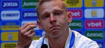 الأوكراني أولكسندر زينشينكو لاعب مانشستر سيتي الإنجليزي يبكي في المؤتمر الصحفي winwin ون ون