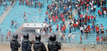 الأمن التونسي يفرق الجماهير ون ون winwin