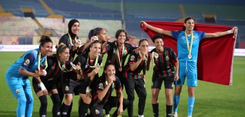 الجيش المغربي للكرة النسائية خلال تتويجه ببرونزية 2021 في دوري أبطال إفريقيا (Twitter/ #CAFWCL) ون ون winwin