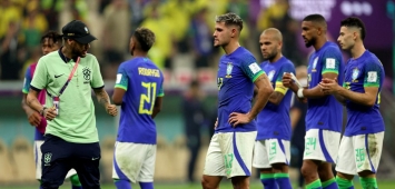 حزن لاعبي المنتخب البرازيلي بعد الخسارة أمام الكاميرون (Getty) ون ون winwin