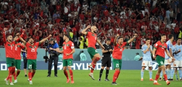فرحة لاعبي المغرب بالفوز على إسبانيا (Getty) ون ون winwin