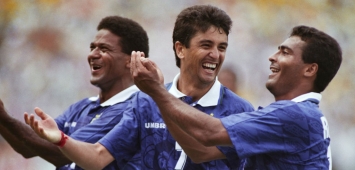 بيبيتو يتوسط نجوم البرازيل في مونديال 1994 (Getty) ون ون winwin