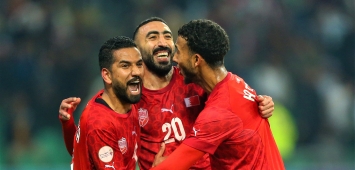 منتخب البحرين يحتفل بالتأهل إلى نصف نهائي كأس الخليج بالبصرة