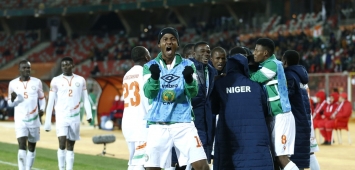 منتخب النيجر يفوز على غانا ويتأهل لنصف نهائي بطولة شان 2022 (twitter/ caf_online_FR) ون ون winwin