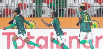 لاعبو مدغشقر يحتفلون بفوزهم على غانا(twitter/CAF_Online)
