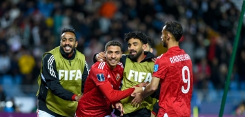 لاعبو الأهلي المصري يحتفلن بالفوز على أوكلاند سيتي النيوزيلندي في كأس العالم للأندية ون ون winwin