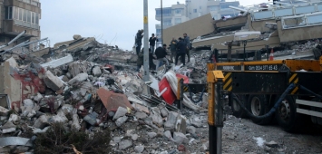 جانب من آثار الزلزال المدمر الذي ضرب تركيا ون ون winwin