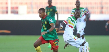من مباراة الكاميرون وبوركينا فاسو في كأس أفريقيا للناشئين (twitter/CAF_Online)