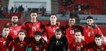 صورة جماعية للاعبي المنتخب المغربي الأولمبي (Facebook/Équipe du Maroc) ون ون winwin