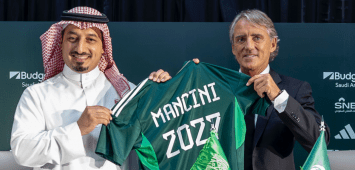 المنتخب السعودي روبرتو مانشيني (Twitter/SaudiNT) ون ون winwin