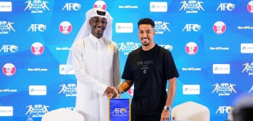 السعودي سالم الدوسري والقطري المعز علي متحمسان للفوز بجائزة أفضل لاعب في آسيا (the-afc.com) ون ون winwin