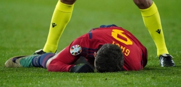 غافي على الأرض متأثرًا بإصابته أمام جورجيا - تصفيات كأس أمم أوروبا 2024 (football-espana)