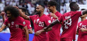 لاعبو منتخب قطر يحتفلون ببلوغهم الدور ربع النهائي في كأس آسيا 2024 (X/afcasiancup) 