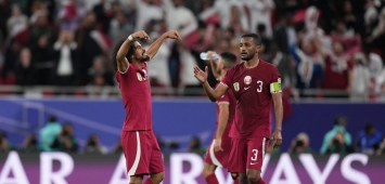 أكرم عفيف نجم منتخب قطر محتفلاً بهدفه في مرمى إيران في نصف نهائي كأس آسيا (X/QFA) وين وين winwin