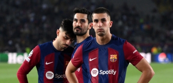 من حزن لاعبي برشلونة بعد الخسارة أمام باريس سان جيرمان في دوري أبطال أوروبا