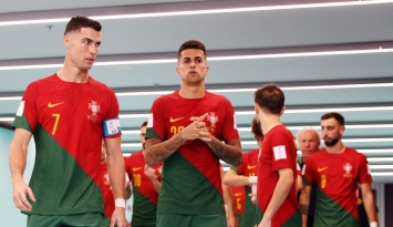 لاعبو البرتغال قبل بداية مباراة غانا في الجولة الأولn من مونديال 2022 (Getty) ون ون winwin