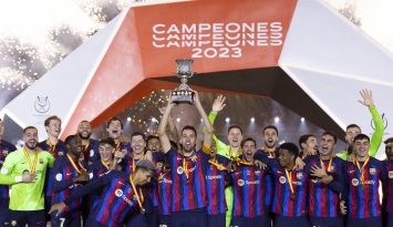 برشلونة يفوز بـ"الكلاسيكو" ويتوّج بالسوبر الإسباني
