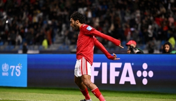 حسين الشحات يحتفل على طريقة النجم كريستيانو رونالدو بعد هدفه الأول أمام أوكلاند سيتي
