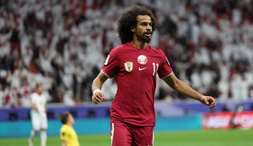 أكرم عفيف سجل هدف قطر الوحيد في مرمى طاجيكستان (winwin)