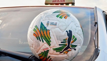 الكرة الرسمية لكأس أمم أفريقيا 2023 والمسماة "لوران بوكو" نسبة لـ لوران بوكو أسطورة الكرة الإيفوارية، وثاني أفضل الهدافين في تاريخ "الكان" برصيد 14 هدفا. 
