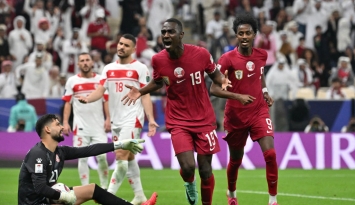 المنتخب القطري يفتتح مشاركته في كأس آسيا بفوز على لبنان (Getty)