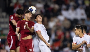 التحامات قوية في مباراة قطر وإندونيسيا