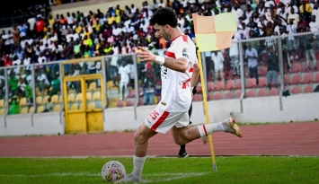 أحمد سيد زيزو قدم مباراة كبيرة وصنع هدف الزمالك الأول (X/ZSCOfficial)