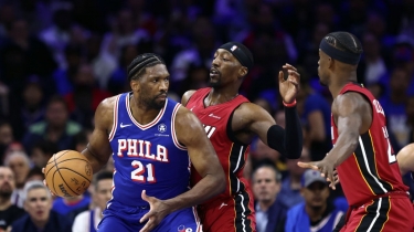 دوري السلة الأمريكي للمحترفين NBA يشهد تأهل فيلادلفيا للأدوار الاقصائية (Getty) ون ون winwin