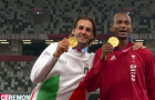 تتويج البطل القطري معتز برشم والإيطالي تامبيري بالميدالية الذهبية في أولمبياد طوكيو 2020 (Getty)