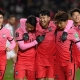 فرحة لاعبي كوريا الجنوبية بعد تسجيل هدف الفوز أمام الإمارات (Getty)