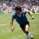 الأرجنتيني دييغو مارادونا، يحتفل بهدفه ضد إنجلترا في ربع نهائي كأس العالم 1986