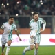 أيمن محيوص يقود منتخب الجزائر المحلي إلى نصف نهائي شان 2022 (twitter/ caf_online_FR) ون ون winwin